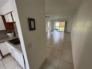 3375 Jaywood Terrace in Boca Raton, FL - Building Photo - Building Photo