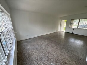 661 NE 138th St in North Miami, FL - Building Photo - Building Photo