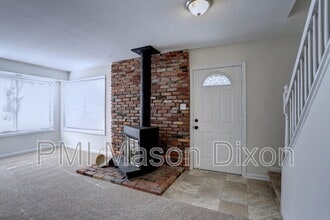 9496 Timesweep Ln in Columbia, MD - Foto de edificio - Building Photo