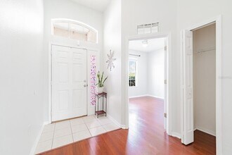 17354 Lawn Orchid Loop in Land O Lakes, FL - Foto de edificio - Building Photo