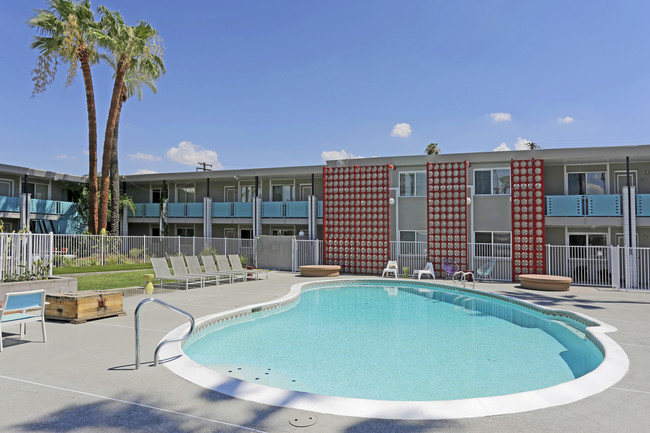 El Dorado Apartments in Scottsdale, AZ - Building Photo - Building Photo