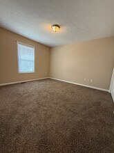 2412 S Woolery Mill Dr, Unit 2412 in Bloomington, IN - Building Photo - Building Photo