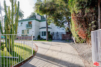 508 N Canon Dr in Beverly Hills, CA - Building Photo - Building Photo