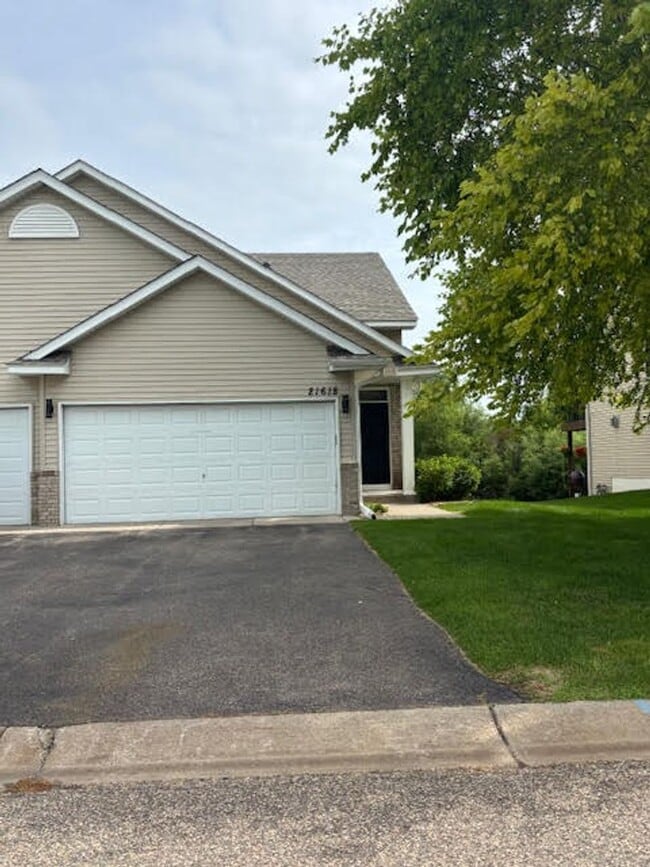 21618 Evergreen Trail