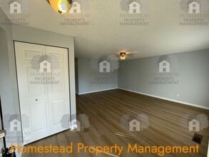 326 Catherine Ct W in Monmouth, OR - Building Photo - Building Photo