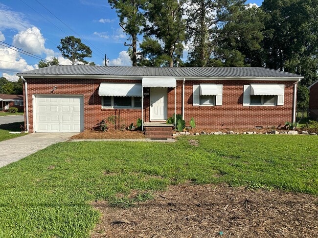 property at 1408 Helen Ave