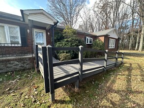 6777 Sherrills Ford Rd in Catawba, NC - Building Photo - Building Photo