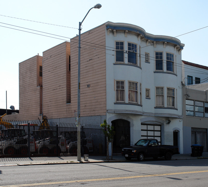 453 S Van Ness Ave in San Francisco, CA - Building Photo