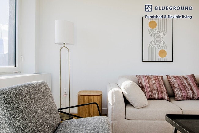 125 Delancey St in New York, NY - Building Photo - Building Photo