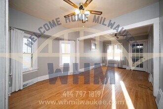 1918 N 55th St in Milwaukee, WI - Building Photo - Building Photo