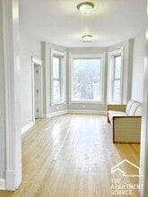 208 N Kolin Ave, Unit 3 in Chicago, IL - Foto de edificio - Building Photo