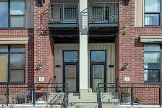 Riverfront Flats in St. Paul, MN - Building Photo - Building Photo