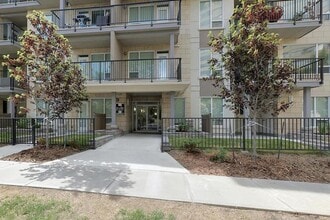 9907-9907-91 91 Ave NW in Edmonton, AB - Building Photo - Building Photo