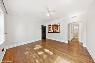 6204 W Norwood St in Chicago, IL - Building Photo - Building Photo