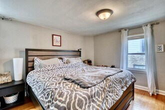 1621 N Van Buren St in Milwaukee, WI - Building Photo - Building Photo