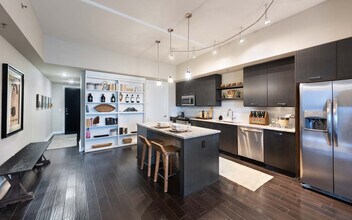 The Confluence in Denver, CO - Foto de edificio - Building Photo