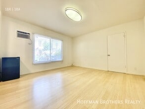 937 Cole Ave, Unit 8 in Los Angeles, CA - Foto de edificio - Building Photo
