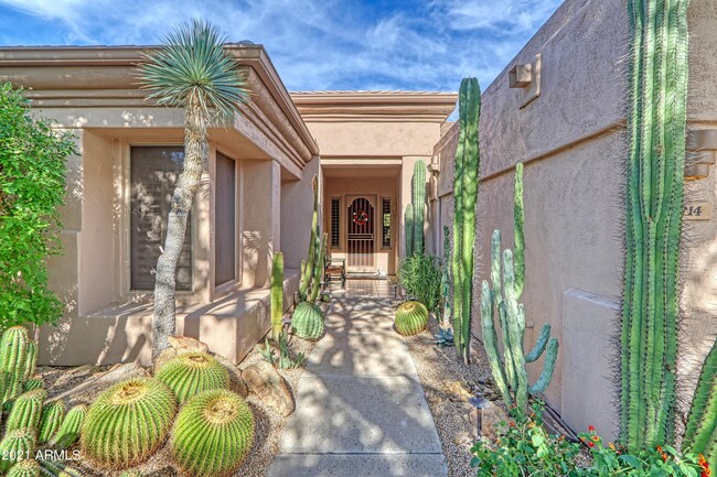 6714 E Amber Sun Dr in Scottsdale, AZ - Building Photo - Building Photo