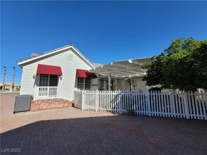 5110 N Valadez St in Las Vegas, NV - Building Photo - Building Photo