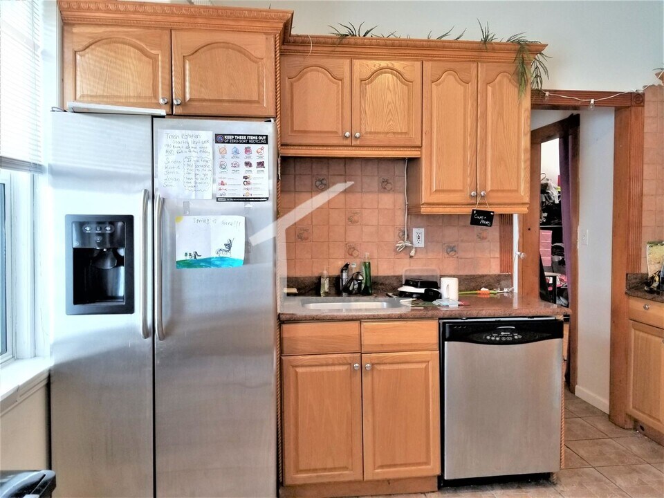 5 Litchfield Rd in Allston, MA - Building Photo