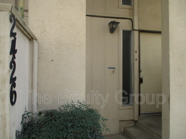 2426 S Sallee St in Visalia, CA - Building Photo - Building Photo