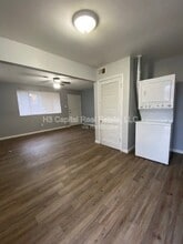 208 W Thomas St in Roxana, IL - Building Photo - Building Photo