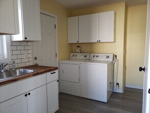 3288 W 141st St in Cleveland, OH - Building Photo - Building Photo