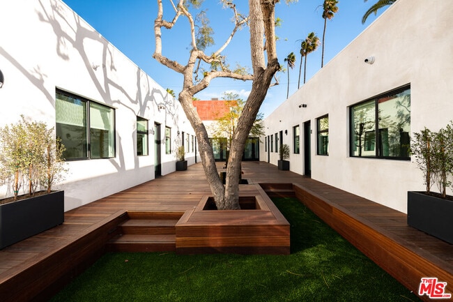 property at 1325 Cabrillo Ave