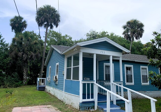 731 Florence St in Daytona Beach, FL - Building Photo - Building Photo