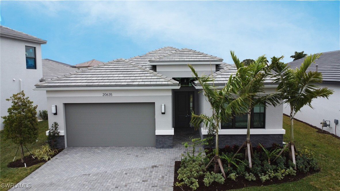 20635 Fair Oak Ln in Estero, FL - Building Photo