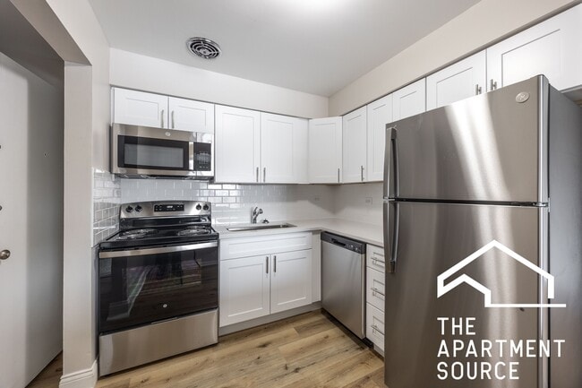 112 N Kenilworth Ave, Unit 4E in Oak Park, IL - Building Photo - Building Photo