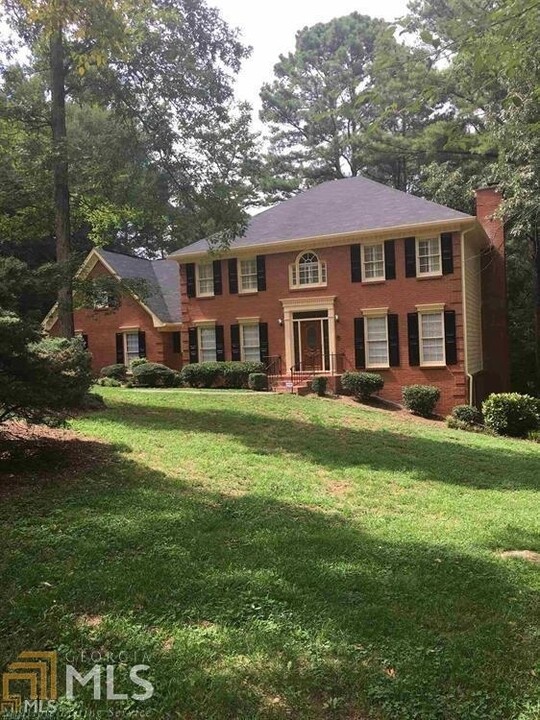 5544 Fox Glen Cir in Stonecrest, GA - Building Photo