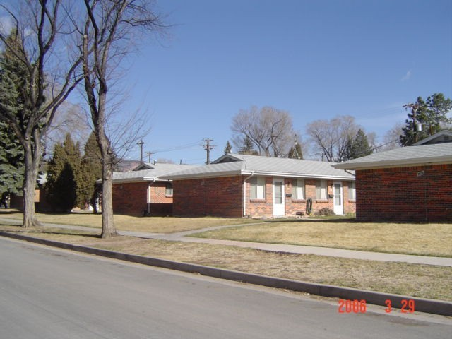 Leisure Apartments in Colorado Springs, CO - Foto de edificio - Building Photo