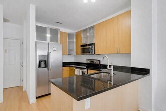 26 Ave at Port Imperial, Unit 309 in West New York, NJ - Foto de edificio - Building Photo