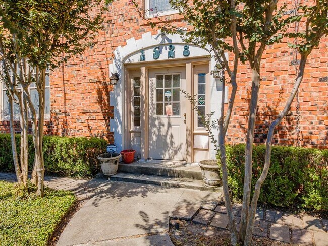 property at 1528 Maryland St