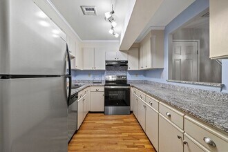 45 Main St, Unit 203 in Wareham, MA - Building Photo - Building Photo