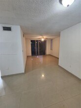 4560 NW 107th Ave in Doral, FL - Building Photo - Building Photo