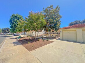 3327 Bahia Blanca E in Laguna Woods, CA - Building Photo - Building Photo