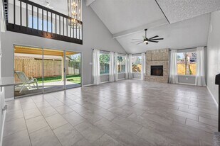 11406 Caesar Dr in Stafford, TX - Building Photo