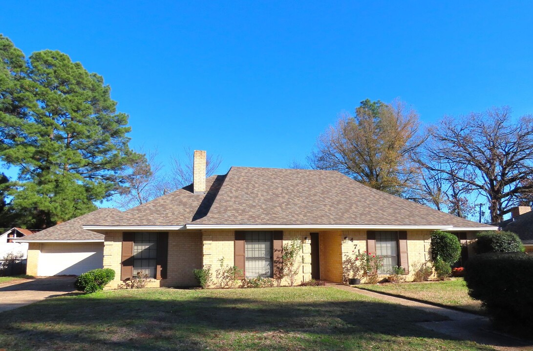 4712 Picadilly Pl in Tyler, TX - Building Photo