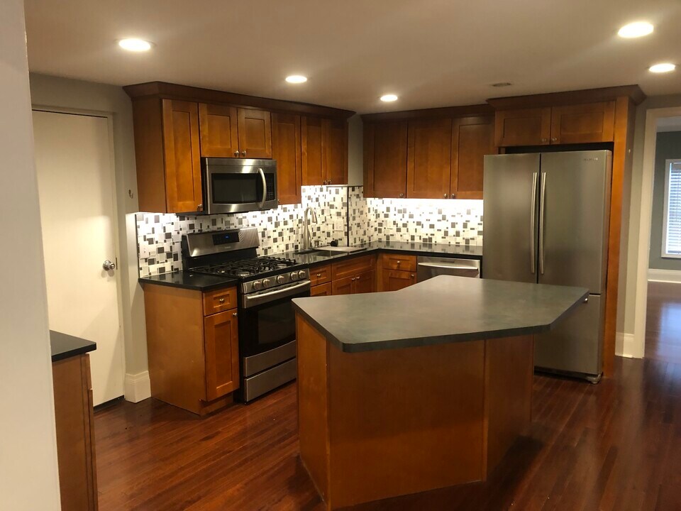 80 Union St, Unit up in Rochester, NY - Foto de edificio