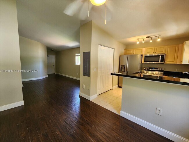 3810 N Jog Rd in West Palm Beach, FL - Building Photo - Building Photo