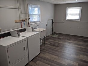 1627 Grove Dr in Round Lake Beach, IL - Building Photo - Building Photo