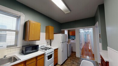789 Columbia Rd, Unit 3 in Boston, MA - Building Photo - Building Photo