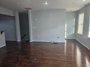 4407 Driftwood Dr in Philadelphia, PA - Building Photo - Building Photo