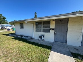 1208 12th Ave W in Palmetto, FL - Building Photo - Building Photo