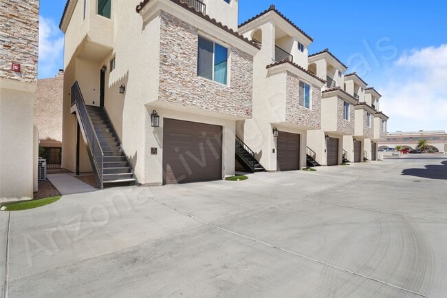 property at 2042 Swanson Ave