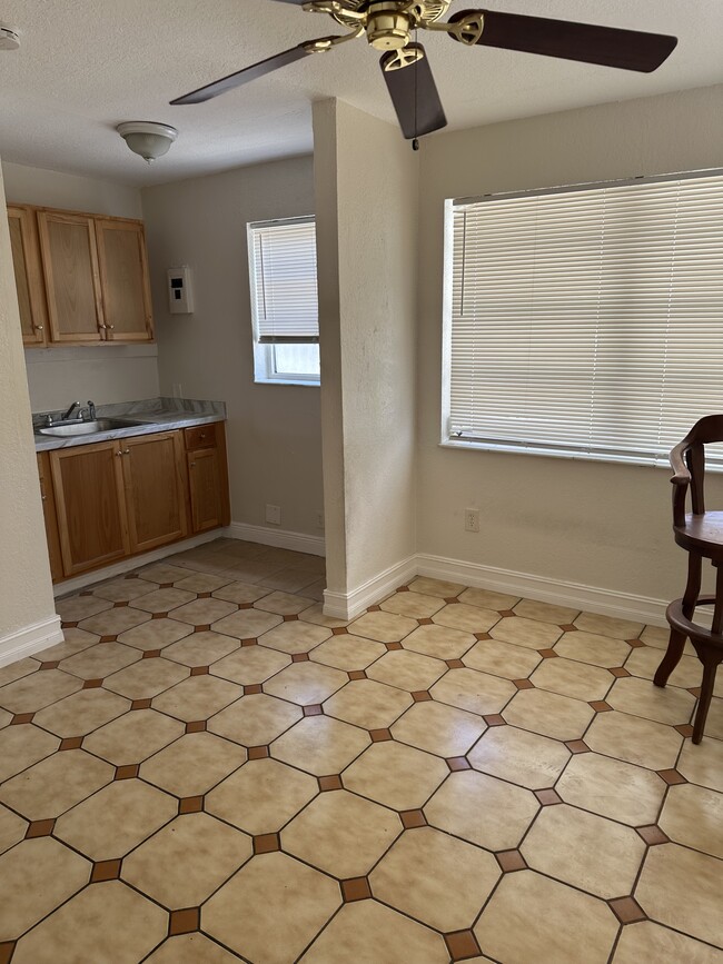 4360 SW 2nd Ter, Unit Efficiency