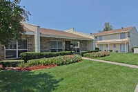 Lifestyle Apartments on Pines Road photo'