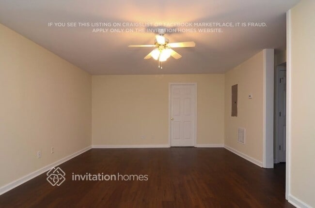 7299 Madison Cir in Union City, GA - Foto de edificio - Building Photo